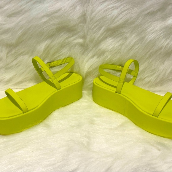 Spicy Lime Green Platform Sandals with Lime Green Fleur De Lis Crossbody - Picture 5 of 14